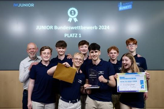 blockbaytoys aus Nordrhein-Westfalen ist die beste JUNIOR Schülerfirma 2024