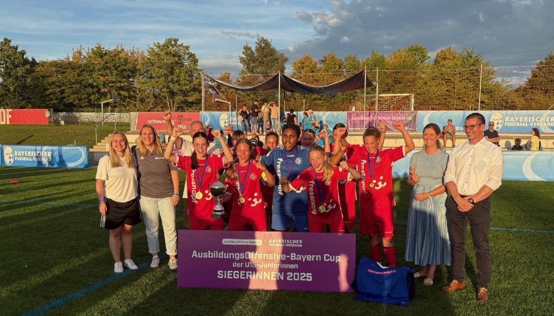 1. FC Passau gewinnt AusbildungsOffensive-Bayern Cup 2025 der U15-Juniorinnen