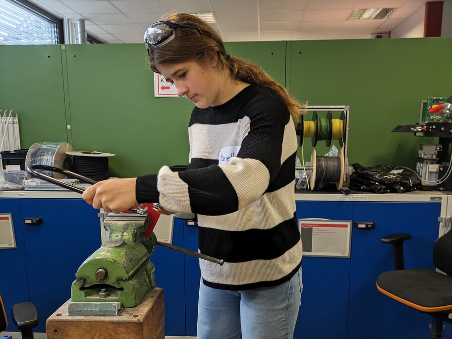 Technik – Zukunft in Bayern – Einzigartige Ferienerlebnisse öffnen Schüler*innen Türen in die technische Berufswelt