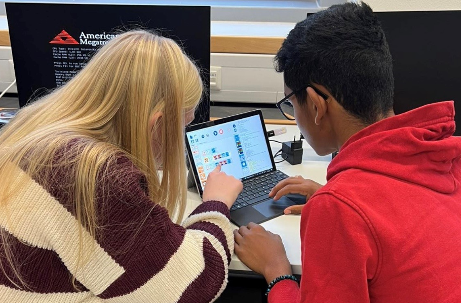 Teamwork mit Robotern – Computational Thinking Workdays in Fürstenfeldbruck